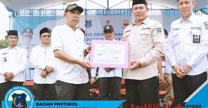 Wakil Bupati Ikuti Kampanye Stunting dan Penyerahan Bantuan Antropometri di Betara