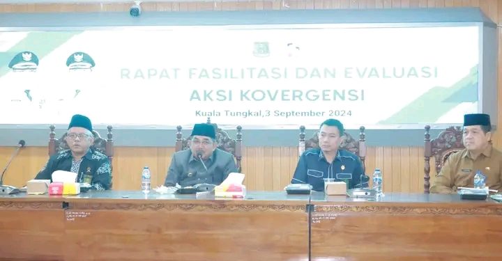 Bupati UAS Saksikan Pemusnahan Barang Bukti dari 73 Perkara Pidana di Kejari Tanjab Barat